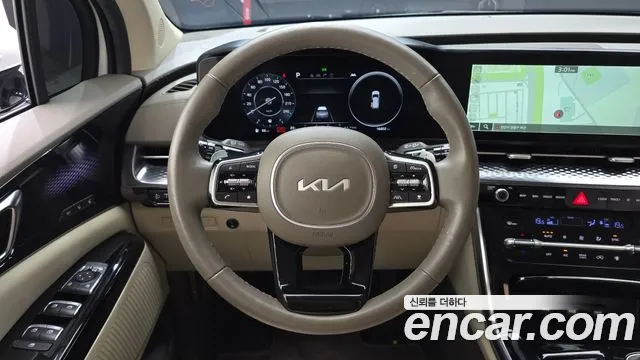 Kia Carnival Generation 4 — Фото автомобиля 13
