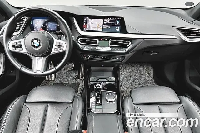 BMW 1 Series F40 — Фото автомобиля 5