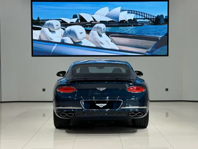 Bentley Continental — Фото автомобиля 5