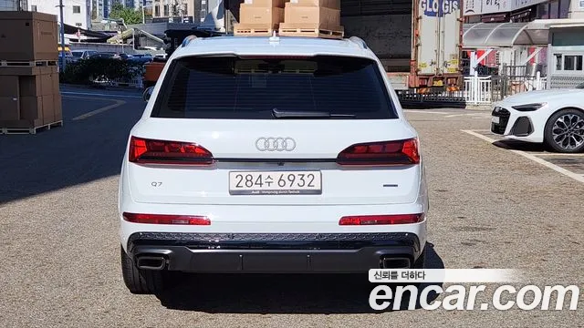Audi Q7 4M — Фото автомобиля 4