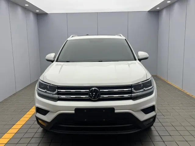 Volkswagen Tharu — Фото автомобиля 2