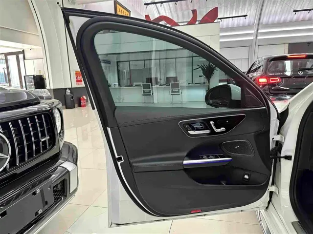 Mercedes-Benz C-Class — Фото автомобиля 19