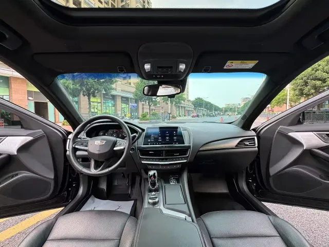 Cadillac CT5 — Фото автомобиля 11