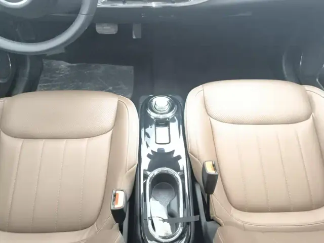 Wuling Bingo — Фото автомобиля 16