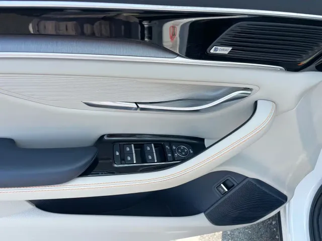 BYD Song PLUS — Фото автомобиля 12