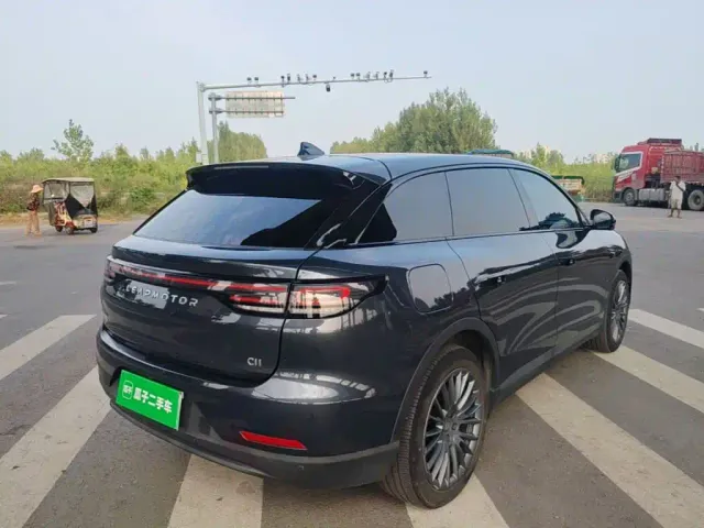 Leapmotor C11 — Фото автомобиля 6