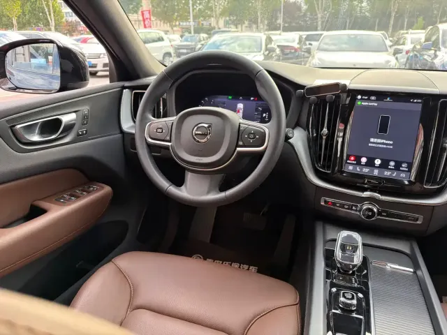 Volvo Volvo XC60 2025 B5 AWD Smart Luxury Edition — Фото автомобиля 11