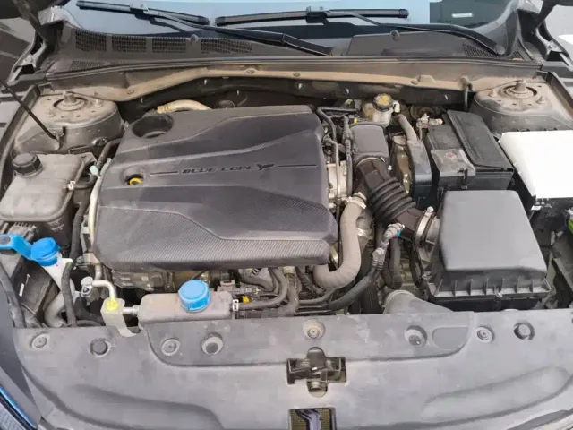 Changan Lamore — Фото автомобиля 10
