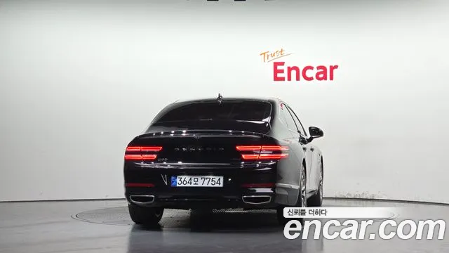 Genesis G80 RG3 — Фото автомобиля 4