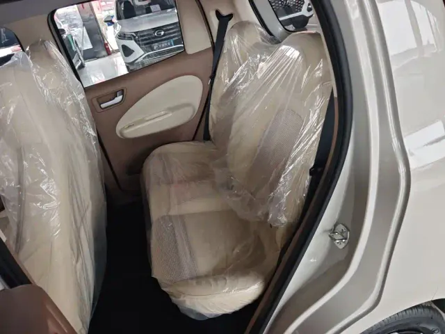 Wuling Hongguang Mini EV — Фото автомобиля 16