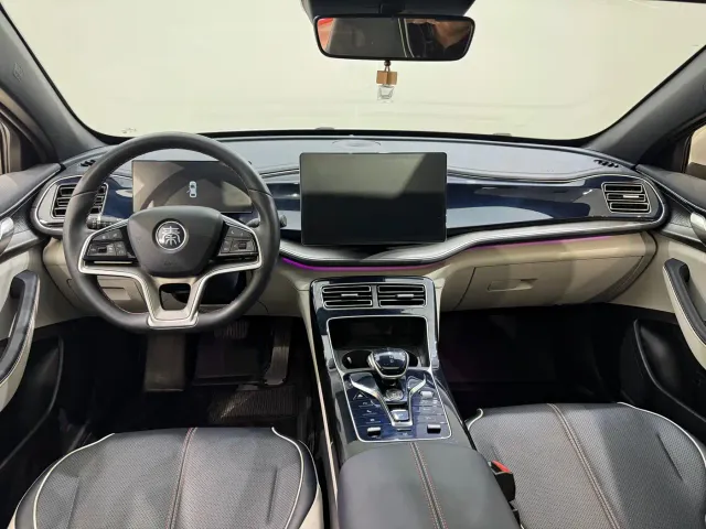 BYD Qin PLUS — Фото автомобиля 11