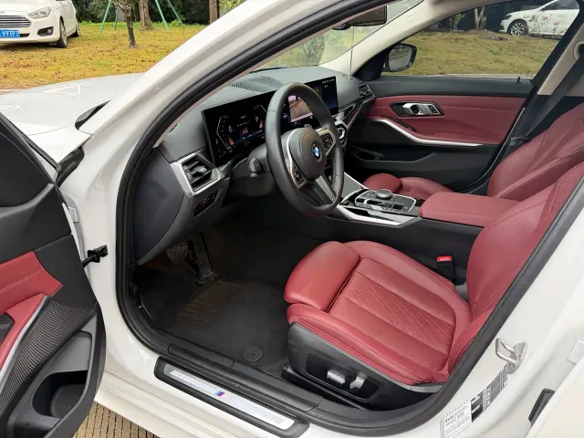 BMW 3 Series — Фото автомобиля 5