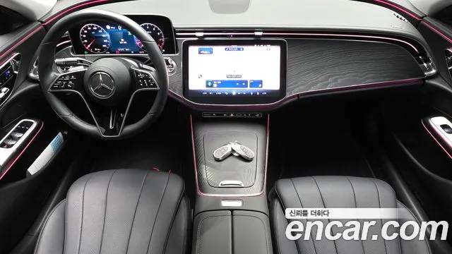 Mercedes-Benz E-Class — Фото автомобиля 6