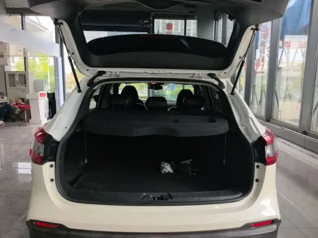 Nissan Qashqai — Фото автомобиля 18
