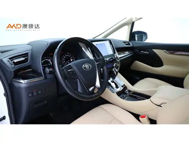 Toyota Alphard — Фото автомобиля 6