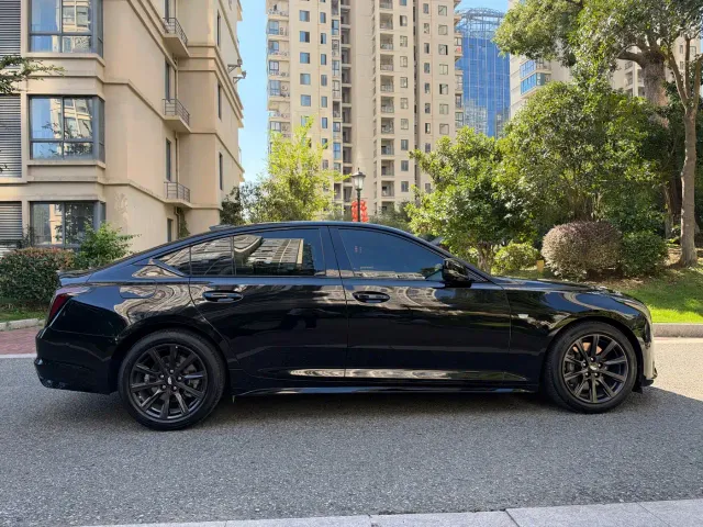 Cadillac CT5 — Фото автомобиля 5