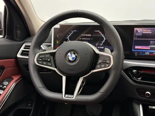 BMW 3 Series — Фото автомобиля 12