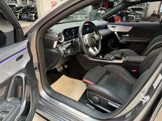 Mercedes-Benz A-Class AMG — Фото автомобиля 11