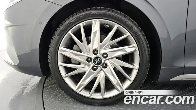 Hyundai Grandeur — Фото автомобиля 4