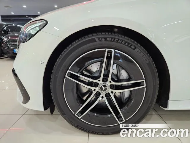 Mercedes-Benz E-Class W214 — Фото автомобиля 5