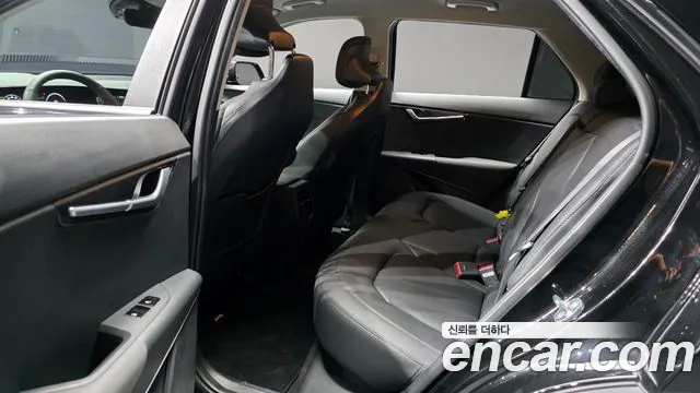 Kia Niro New — Фото автомобиля 18