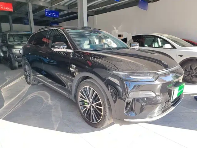 Leapmotor C11 — Фото автомобиля 3