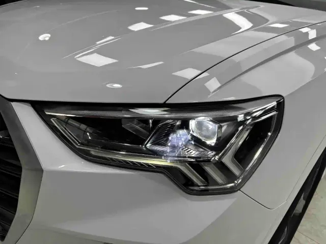 Audi Q3 — Фото автомобиля 24