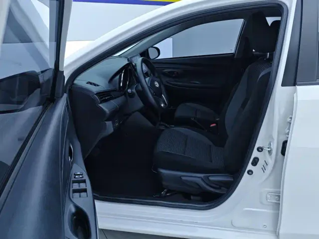 Toyota Vios FS — Фото автомобиля 9