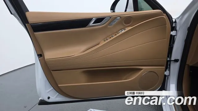 Genesis G80 Бензин 2.5 турбо AWD — Фото автомобиля 19
