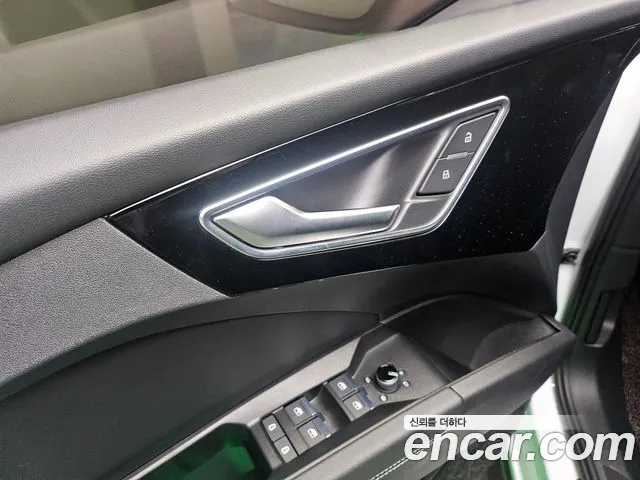 Audi Q4 e-tron F4 — Фото автомобиля 13