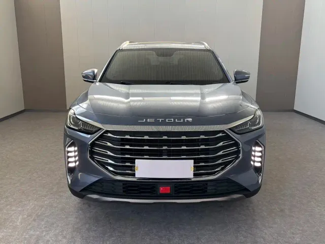 Jetour X70 Plus — Фото автомобиля 3
