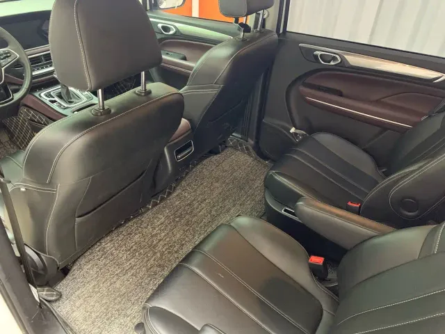 GAC Trumpchi M6 — Фото автомобиля 7