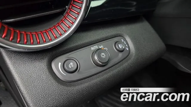 ChevroletGMDaewoo Trax Trax Кроссовер — Фото автомобиля 14