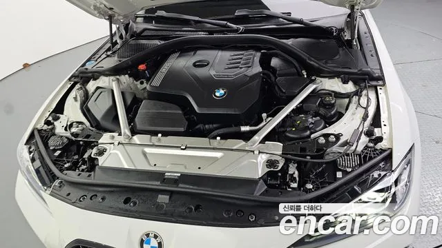 BMW 4 Series G22 — Фото автомобиля 6