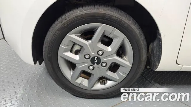 Kia RAY Новый Kia Ray Prestige — Фото автомобиля 5