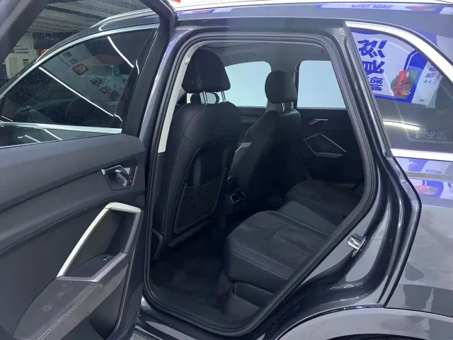 Audi Q3 — Фото автомобиля 12