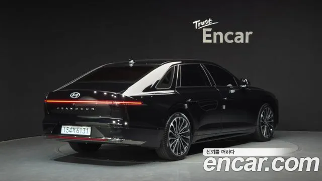 Фотография автомобиля — Hyundai Grandeur Grandeur (GN7) 3.5 Бензин 4WD