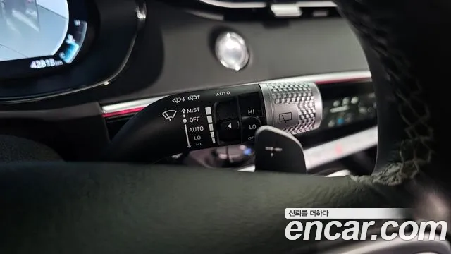 Genesis GV70 2.5T Бензин 2WD — Фото автомобиля 14