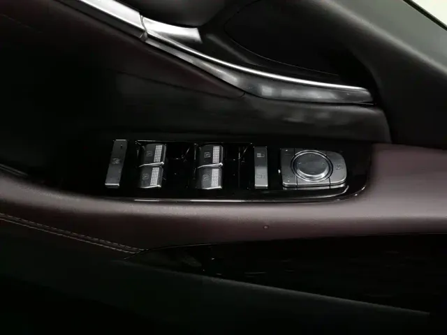 GAC Trumpchi M8 — Фото автомобиля 9