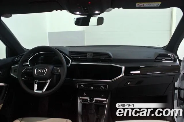 Audi Q3 40 TFSI quattro Premium — Фото автомобиля 7