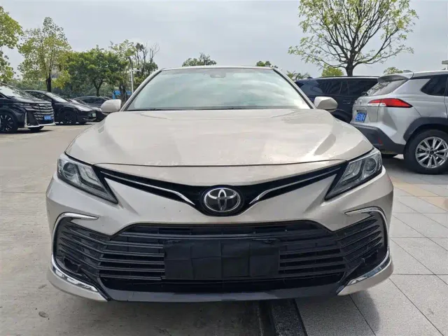 Toyota Camry — Фото автомобиля 3