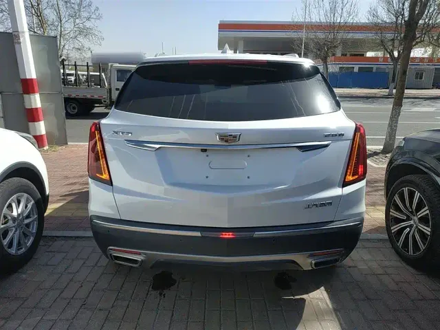 Cadillac XT5 — Фото автомобиля 5