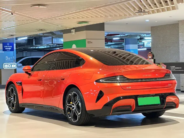 Xiaomi SU7 — Фото автомобиля 14