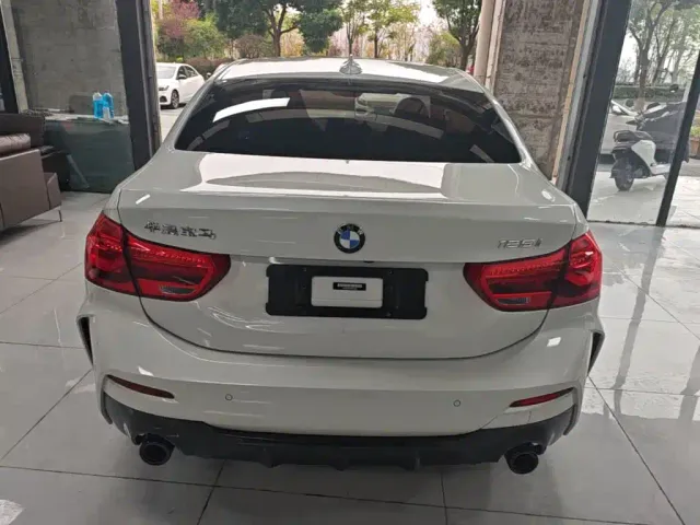 BMW 1 Series — Фото автомобиля 5