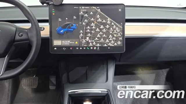 Tesla Model 3 — Фото автомобиля 19