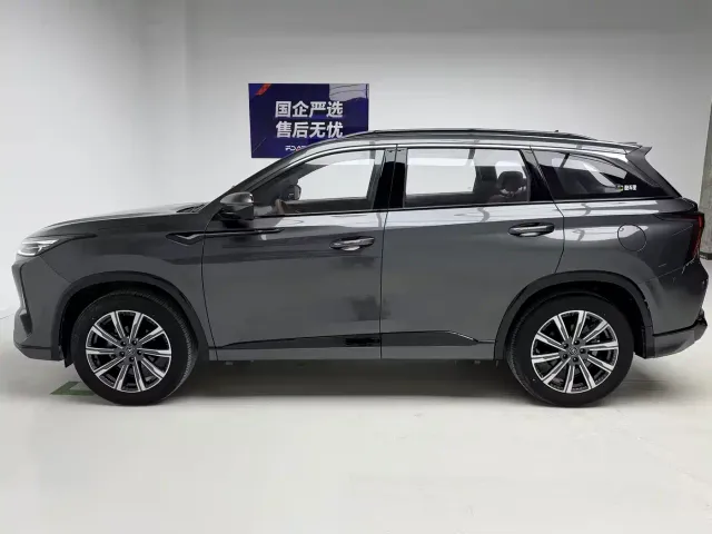 Changan CS75 Plus — Фото автомобиля 9
