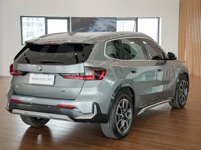 BMW X1 — Фото автомобиля 6