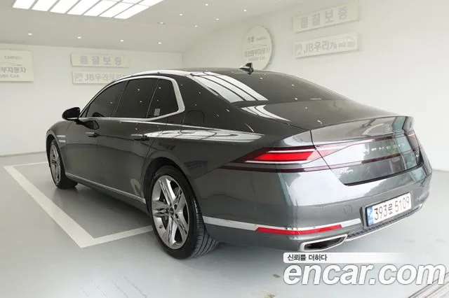 Genesis G90 Бензин 3.5 турбо AWD — Фото автомобиля 3