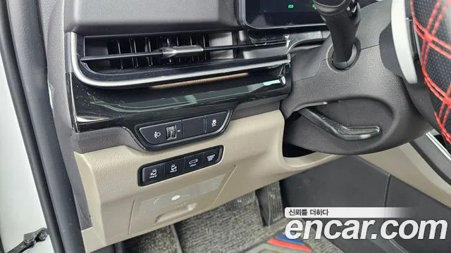 Kia Canival Новый Carnival 4 поколение HEV 9 мест Signature — Фото автомобиля 17