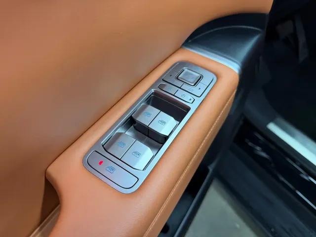 BYD FangChengBao Titanium 7 — Фото автомобиля 20